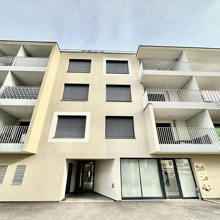 10 Minutes To The Center, 2 Minutes To The Metro Apartment Vienna Exterior photo