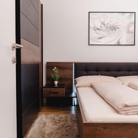 10 Minutes To The Center, 2 Minutes To The Metro Apartment Vienna Exterior photo
