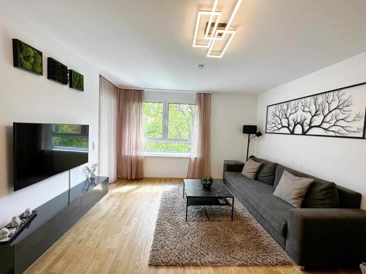 10 Minutes To The Center, 2 Minutes To The Metro Apartment Vienna Exterior photo