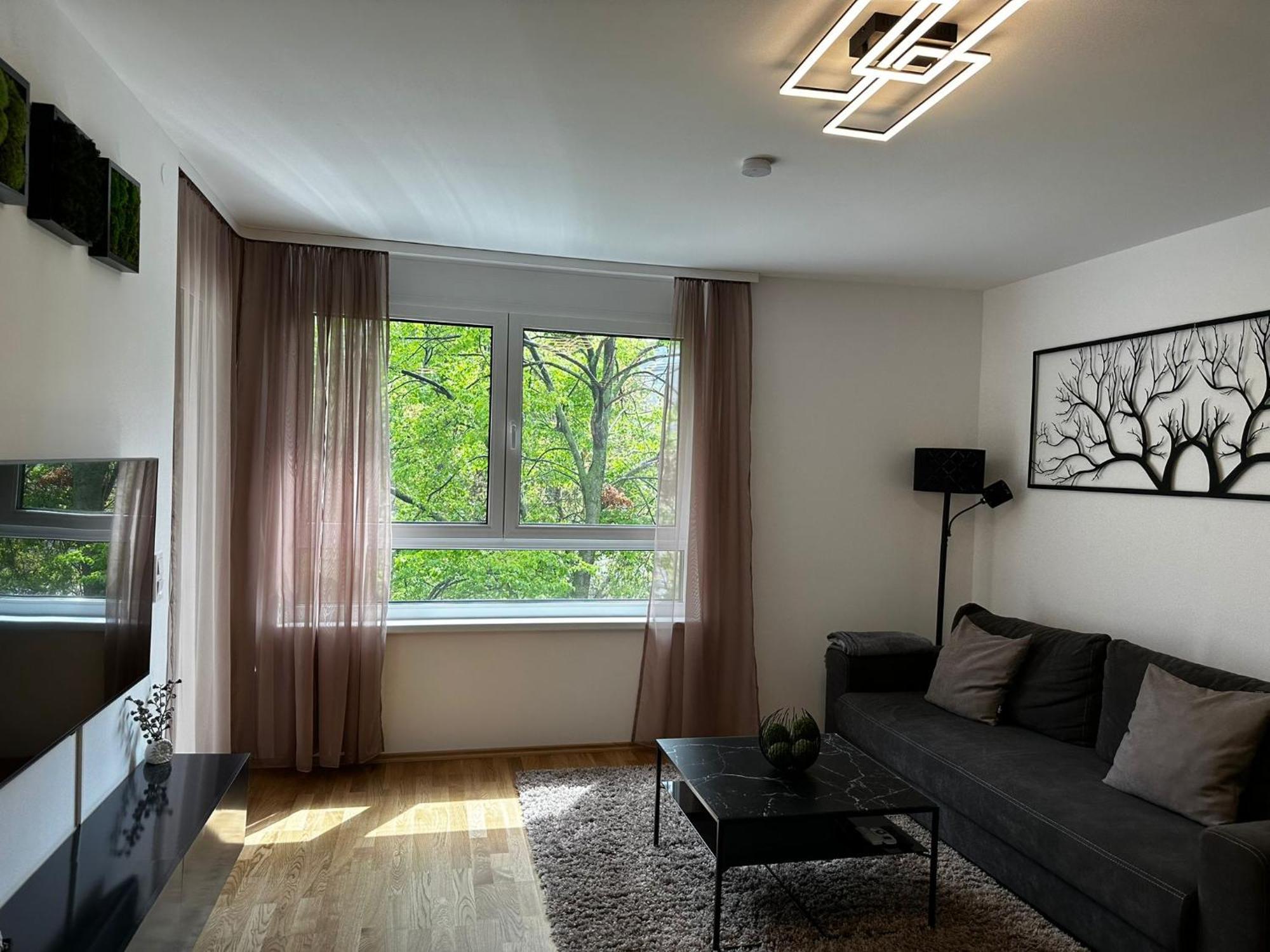 10 Minutes To The Center, 2 Minutes To The Metro Apartment Vienna Exterior photo