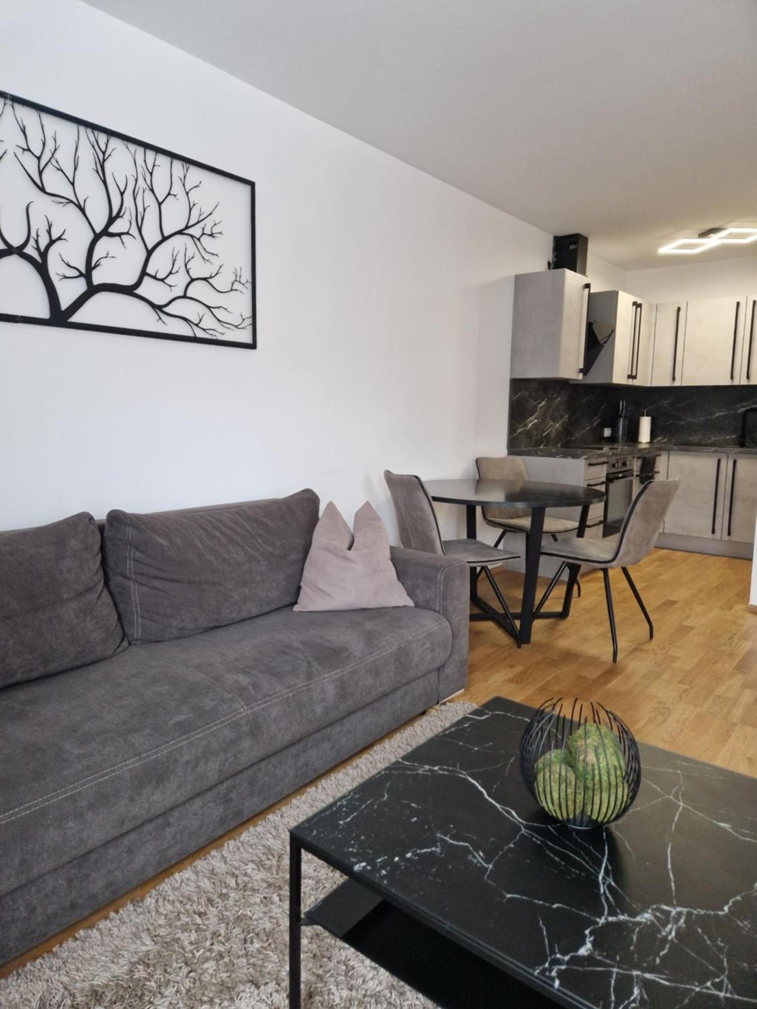 10 Minutes To The Center, 2 Minutes To The Metro Apartment Vienna Exterior photo